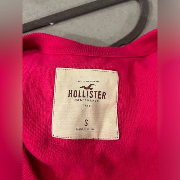Hollister Cardigan Women’s Small Hot Pink Pockets Embroidered Logo - Picture 3 of 9